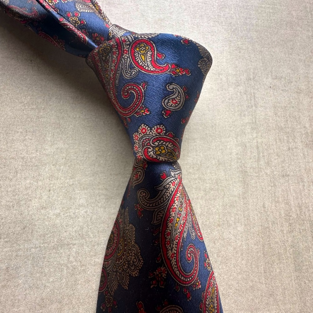 SULKA Satin Paisley Tie